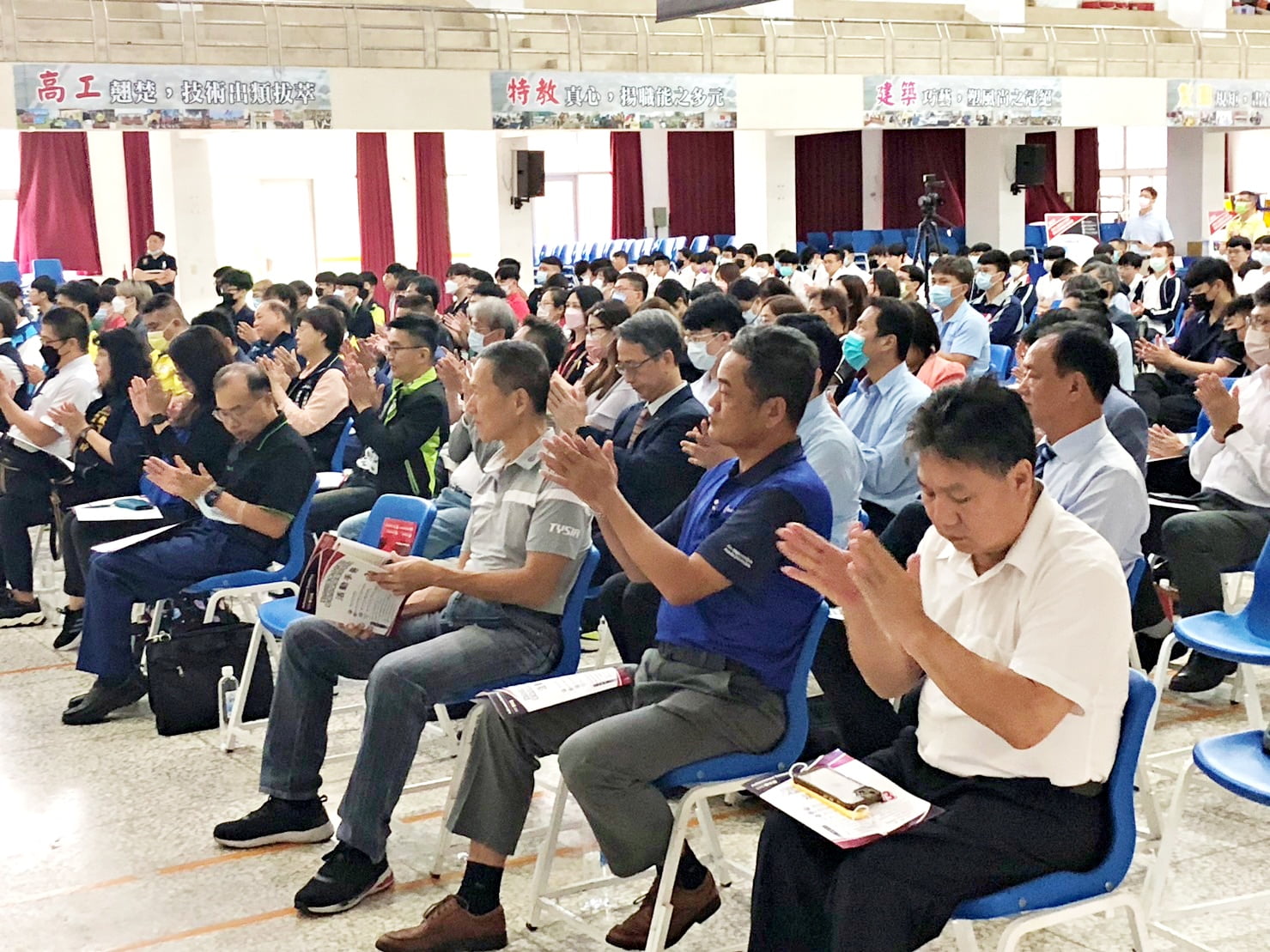112年05月23日 臺中市立大甲工業高級中等學校 【111學年度契合式產學合作專班畢業成果展暨拜師典禮】